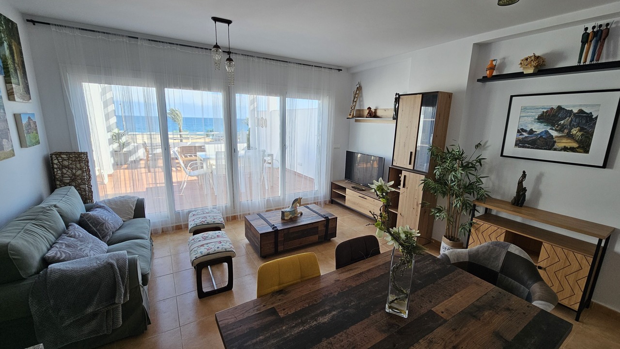 Photo of Livingroom in Vista de los Angeles-Rumina