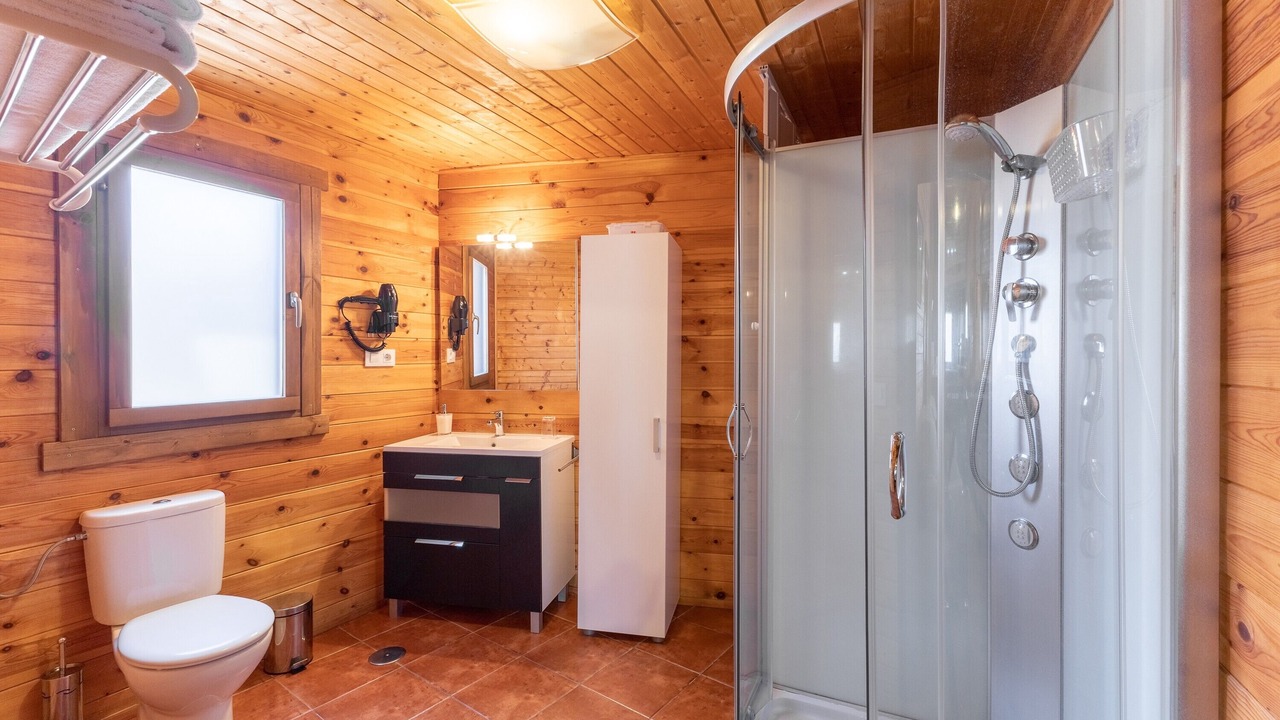 Photo of Bathroom in Cobisa