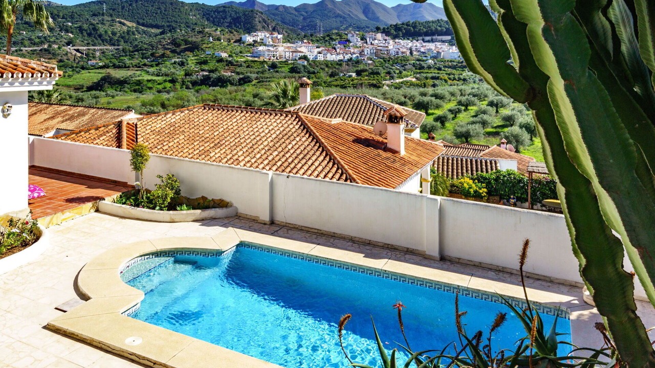 Photo of Outdoor in Monda