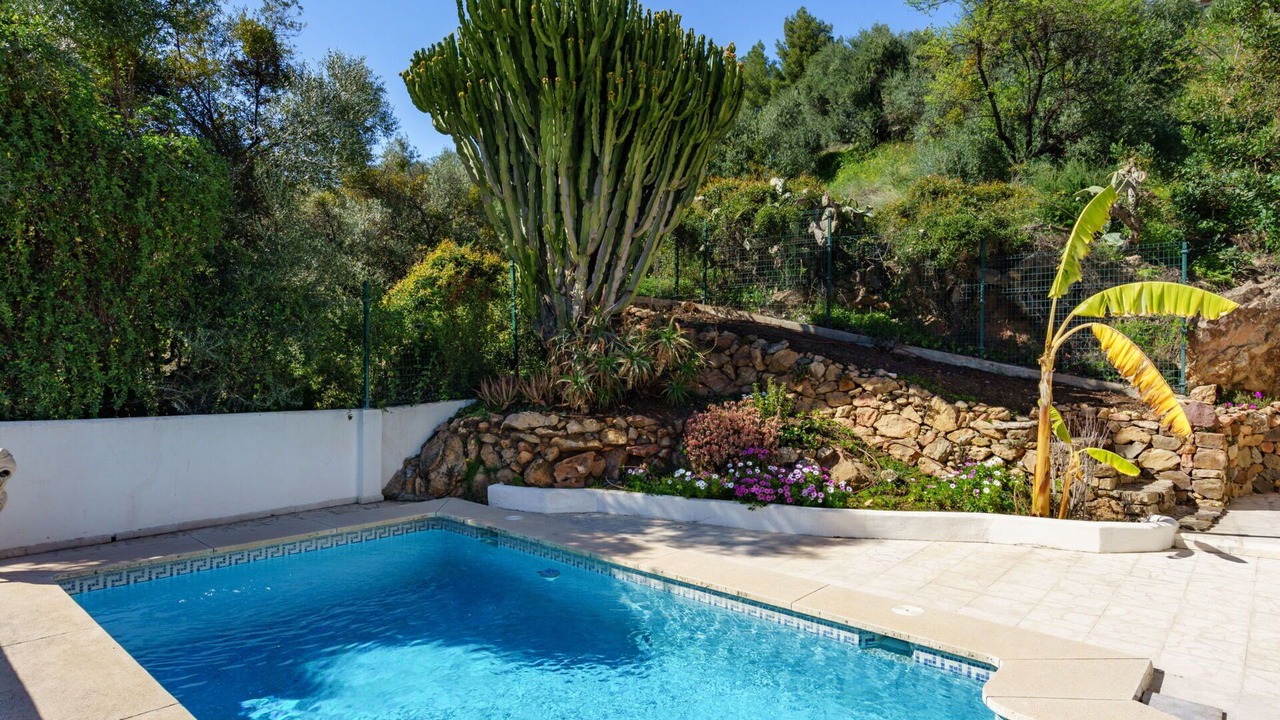 Photo of Outdoor in Monda