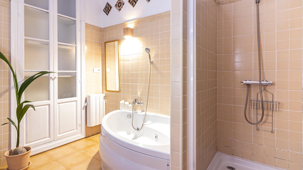 Photo of Bathroom in La Victoria