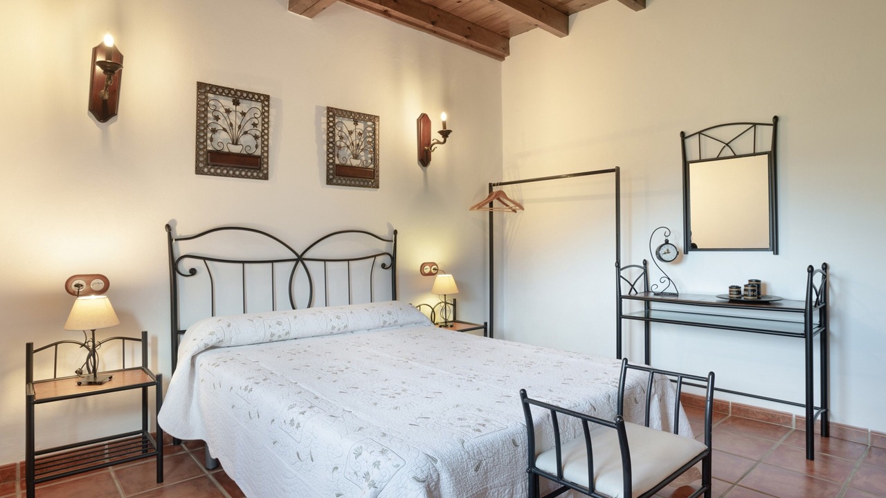 Photo of Bedroom in Benaojan