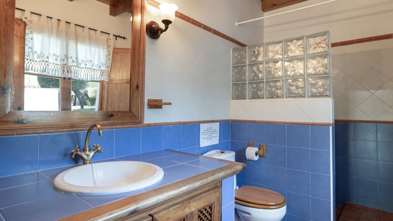 Photo of Bathroom in Benaojan