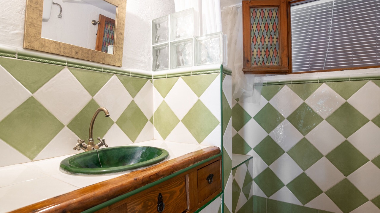 Photo of Bathroom in Benaojan