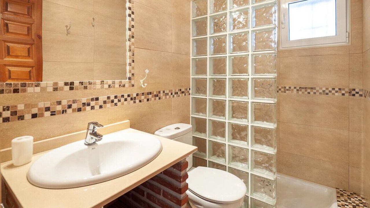 Photo of Bathroom in Oasis del Capistrano