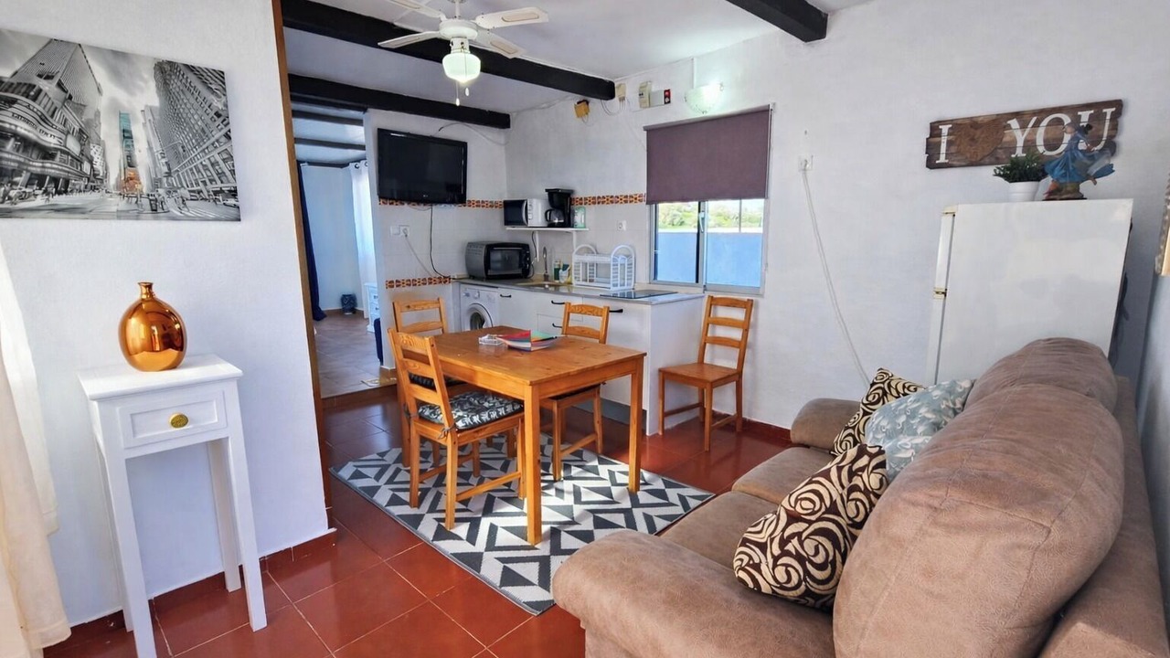 Photo of Livingroom in San Fernando