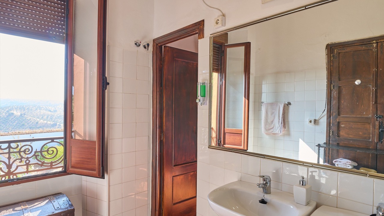 Photo of Bathroom in Montoro