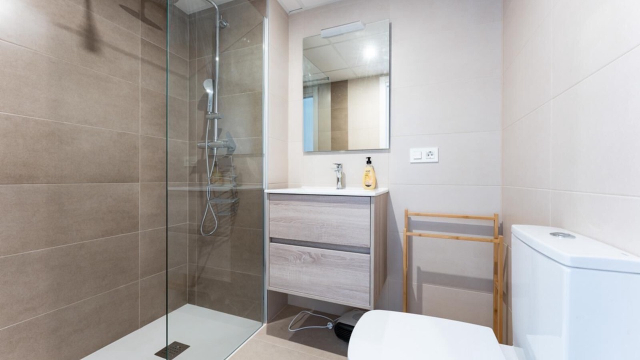 Photo of Bathroom in Retamar