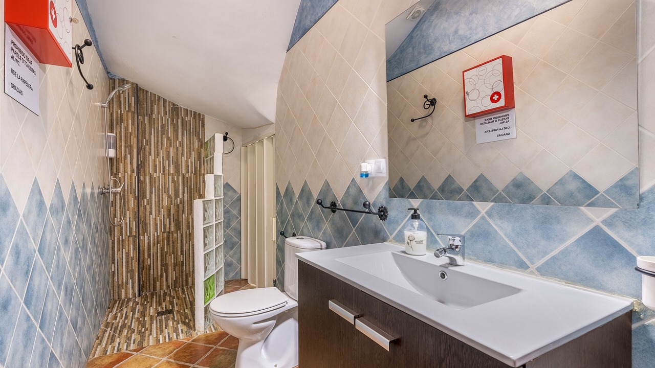 Photo of Bathroom in Caniles