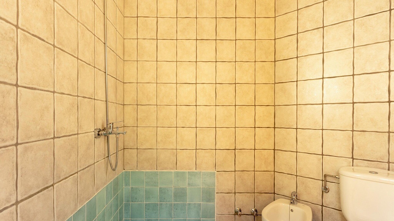 Photo of Bathroom in Arenas