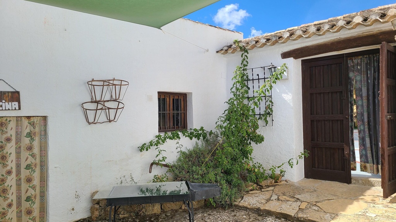 Photo of Outdoor in Algarinejo