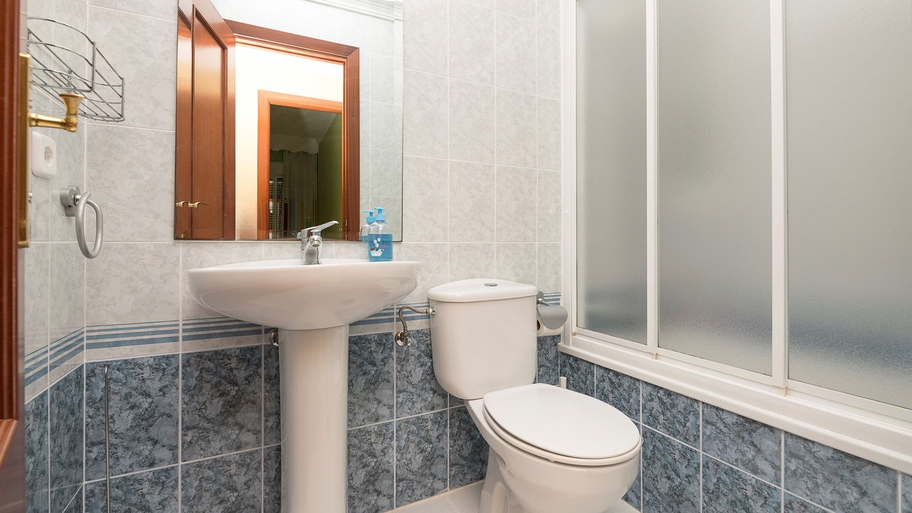 Photo of Bathroom in Rota