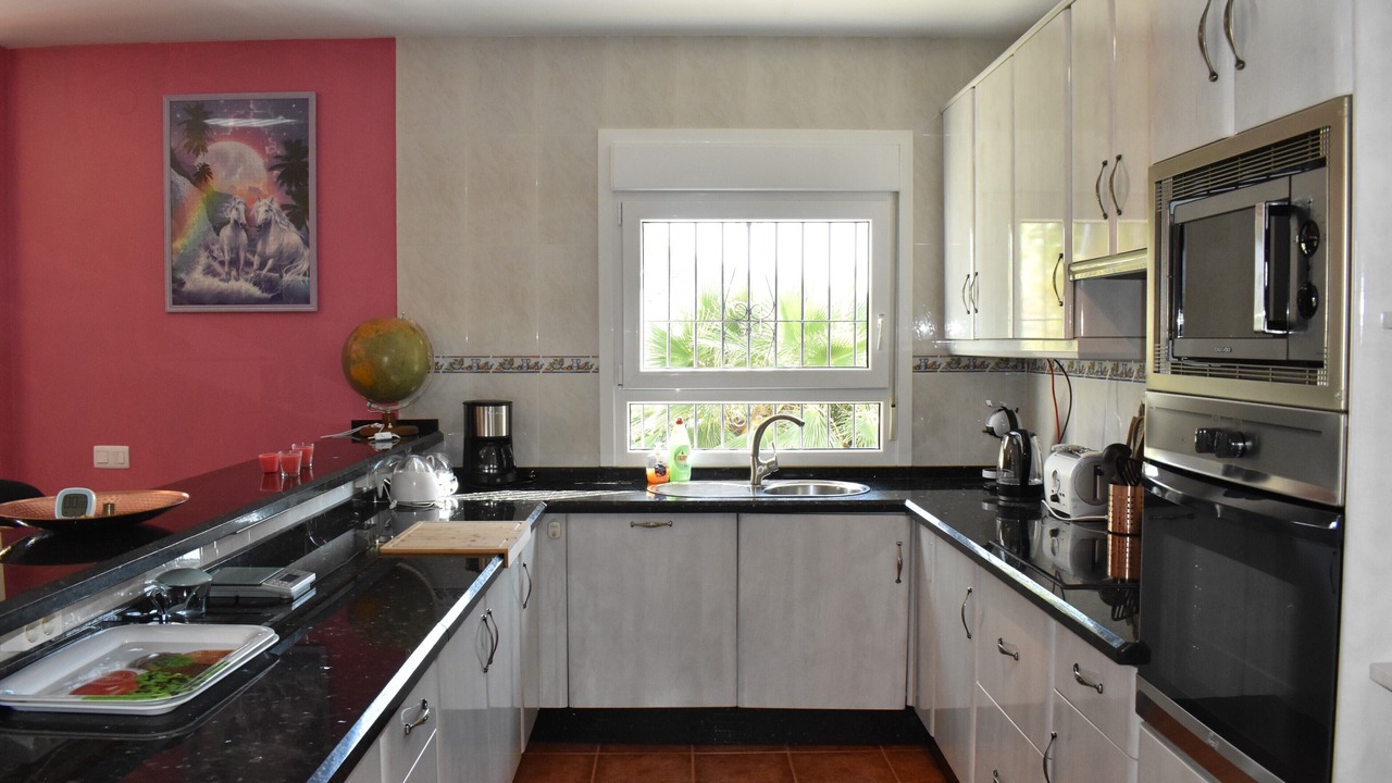 Photo of Kitchen in Canillas de Albaida