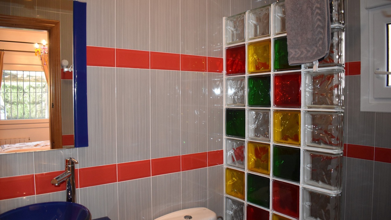 Photo of Bathroom in Canillas de Albaida
