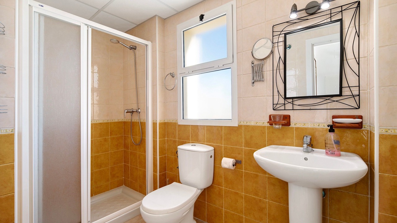 Photo of Bathroom in Rota