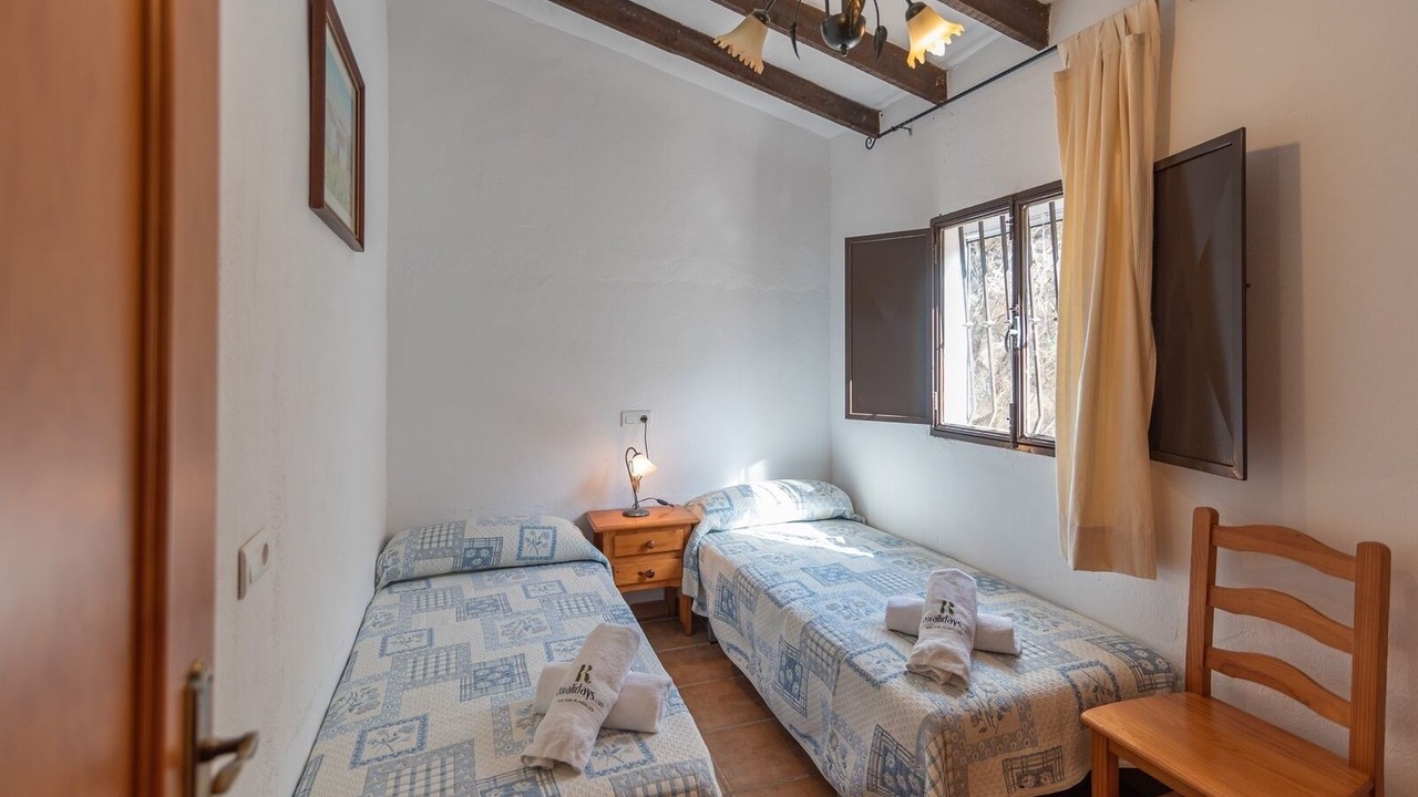 Photo of Bedroom in Sedella