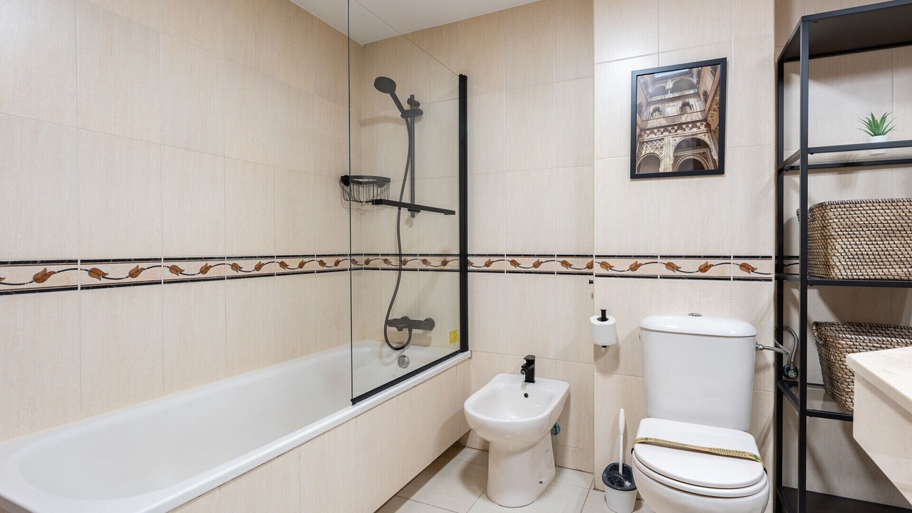Photo of Bathroom in Torrequebrada