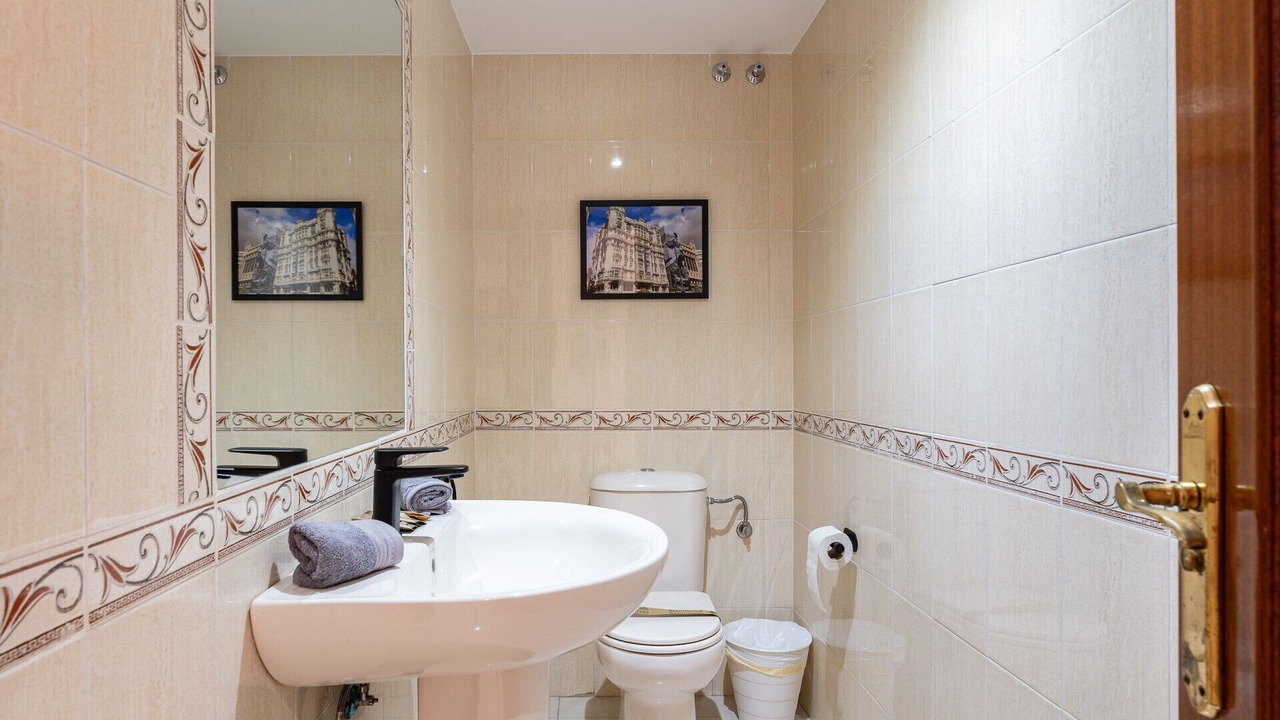Photo of Bathroom in Torrequebrada