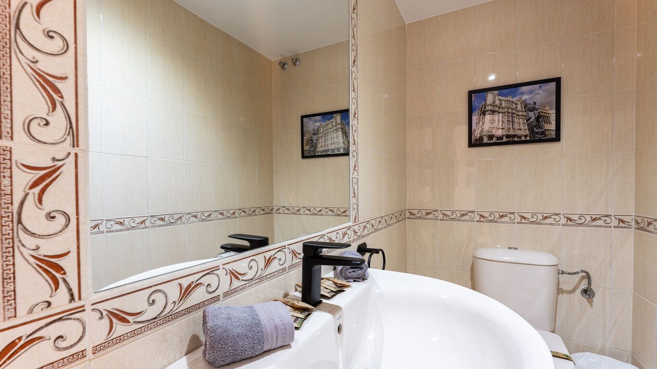 Photo of Bathroom in Torrequebrada