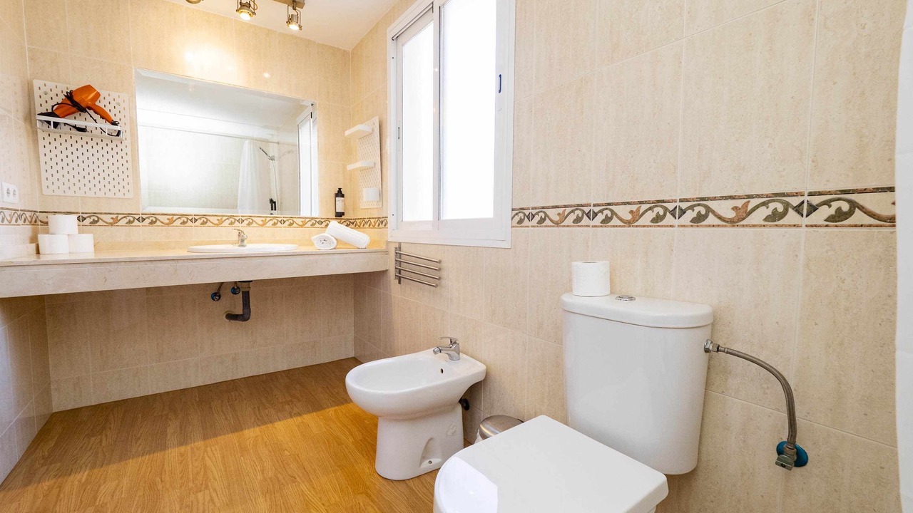 Photo of Bathroom in Benagalbon
