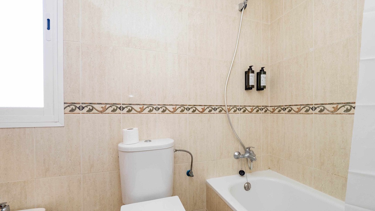 Photo of Bathroom in Benagalbon