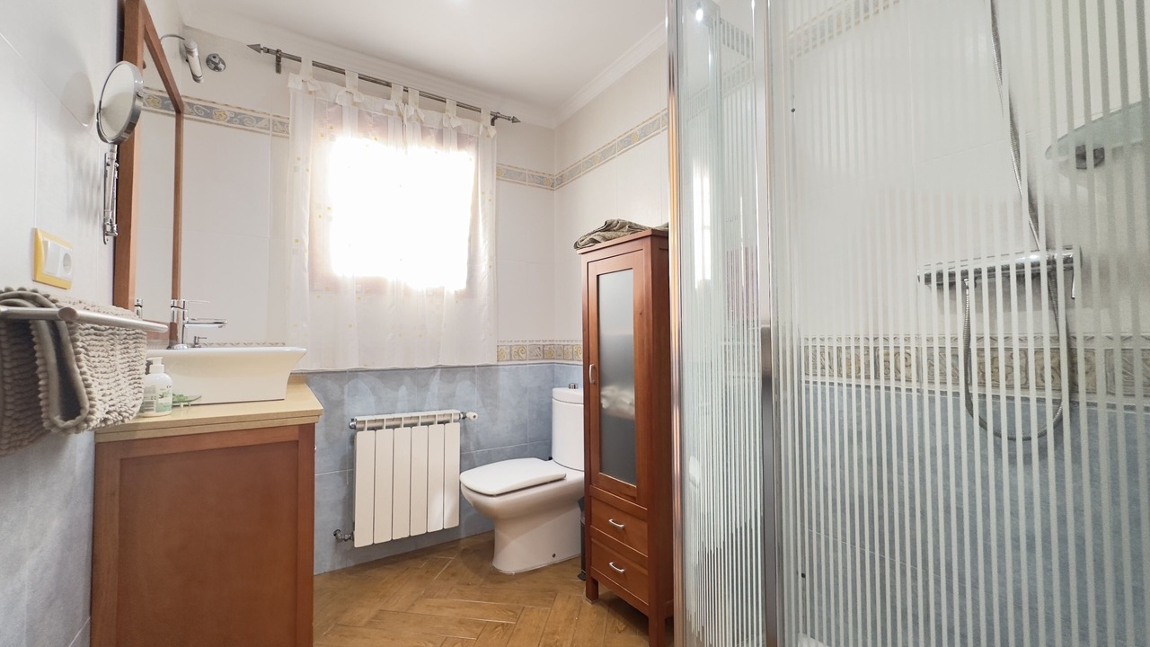 Photo of Bathroom in Canillas de Aceituno