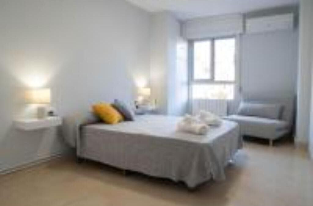 Photo of Bedroom in Figares
