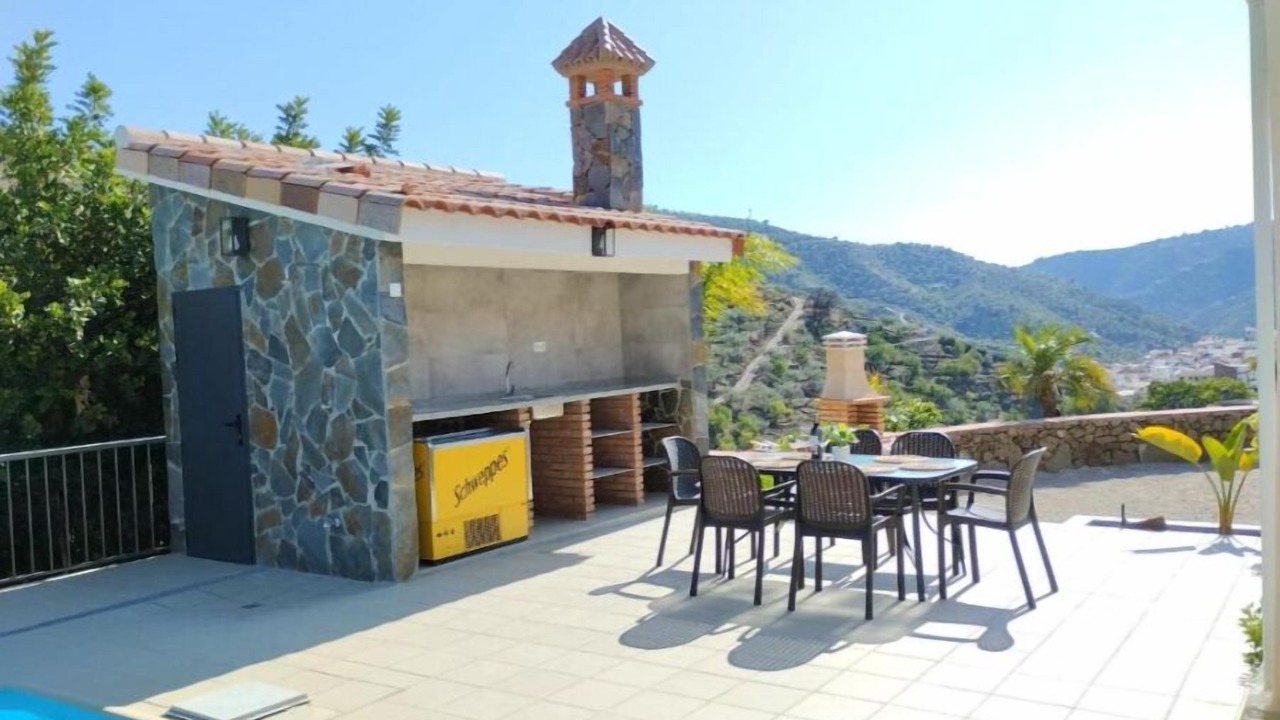 Photo of Outdoor in Arenas