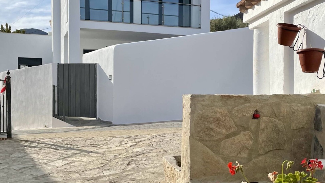 Photo of Outdoor in Mondron