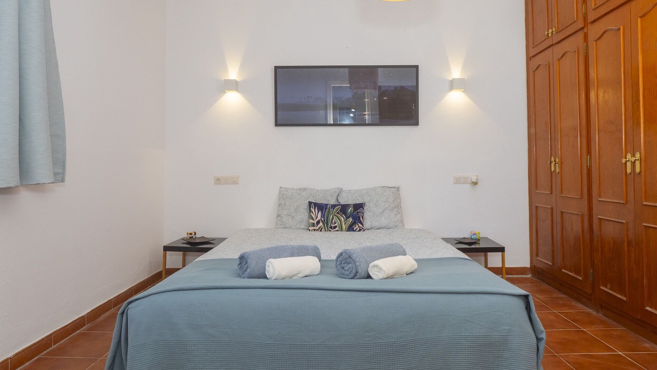 Photo of Bedroom in Coin