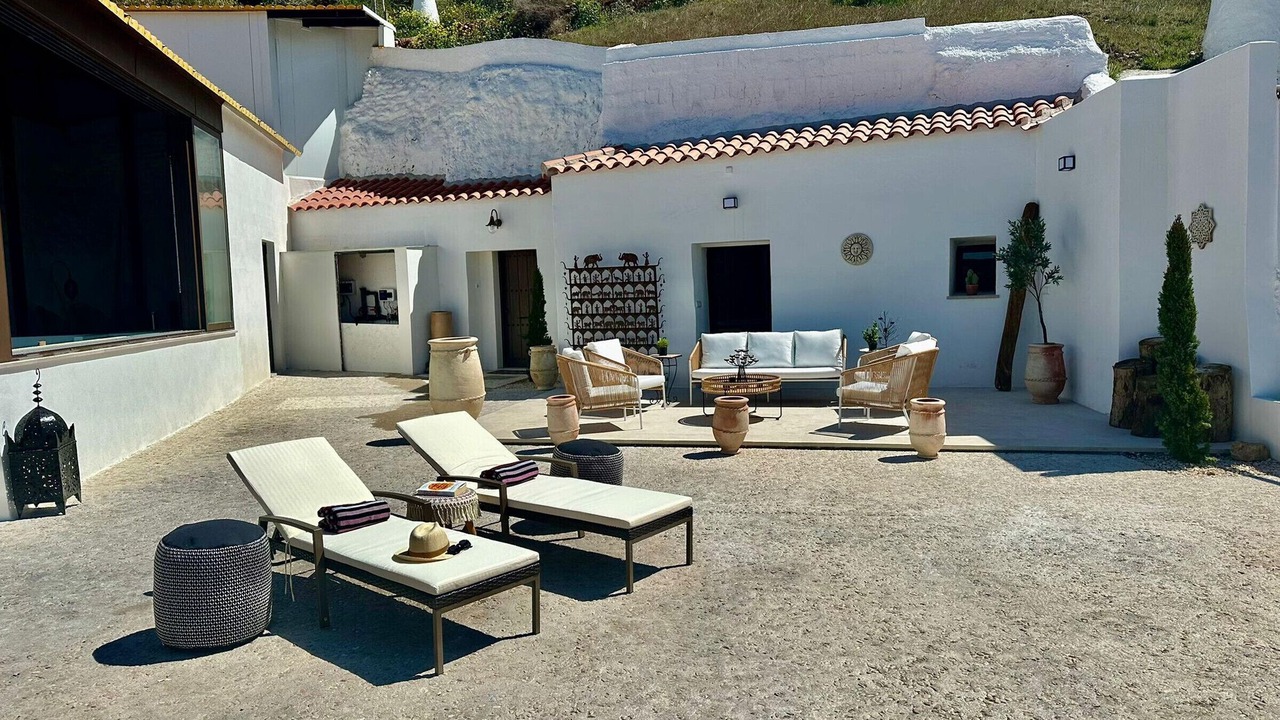 Photo of Patio Balcony in Alcudia de Guadix