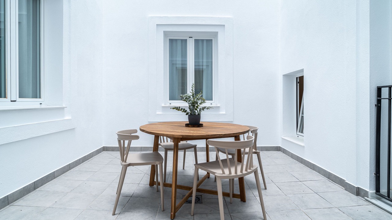 Photo of Patio Balcony in Alfalfa