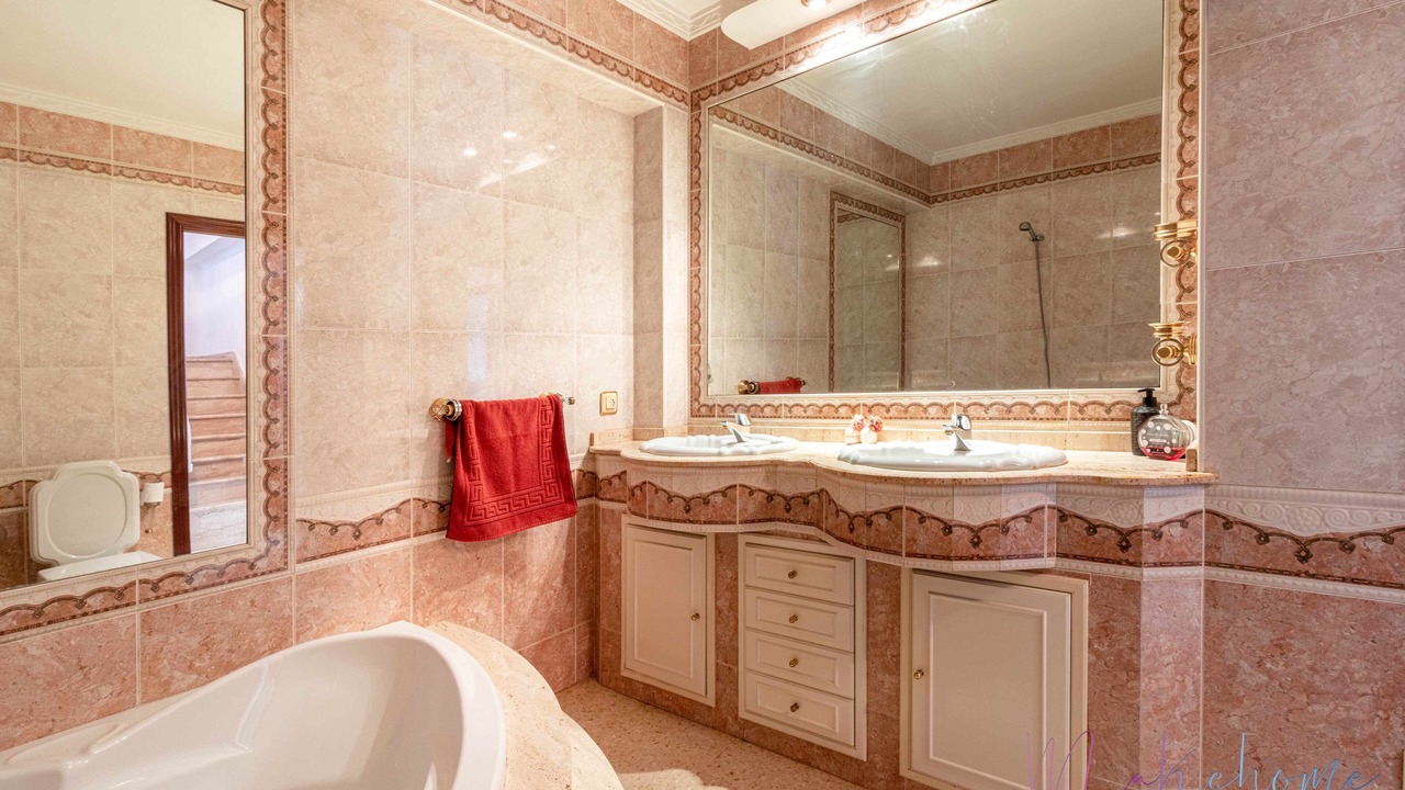 Photo of Bathroom in Aljaraque