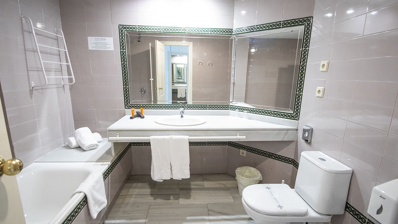 Photo of Bathroom in Mairena del Aljarafe