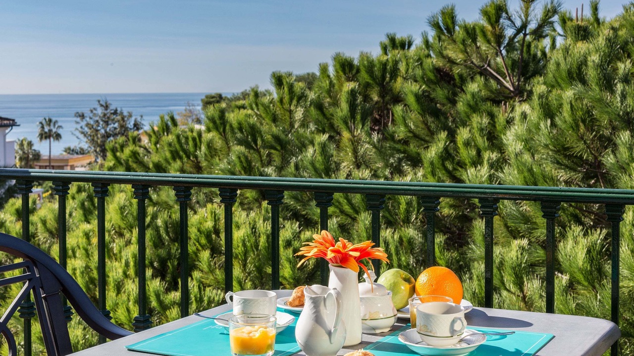 Photo of Patio Balcony in Nikki Beach