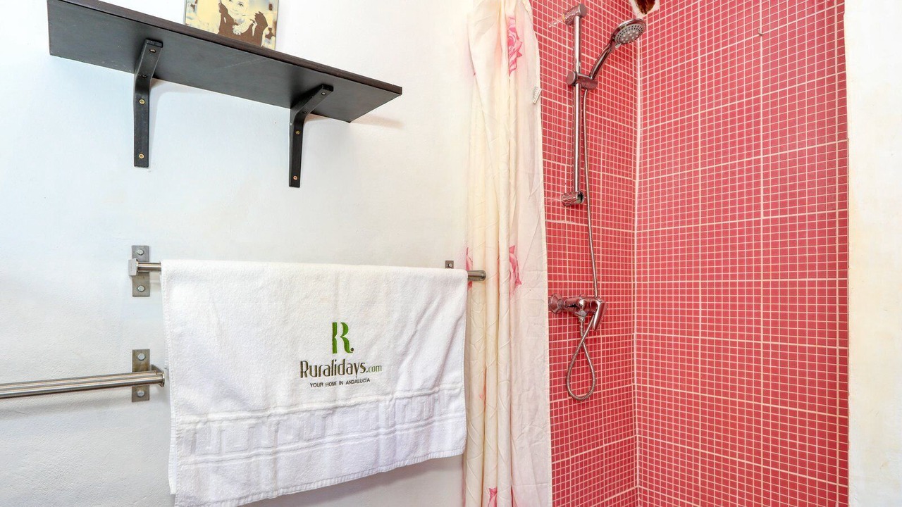 Photo of Bathroom in Riogordo