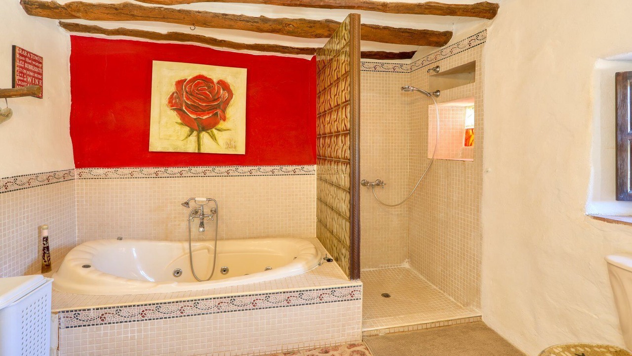 Photo of Bathroom in Riogordo