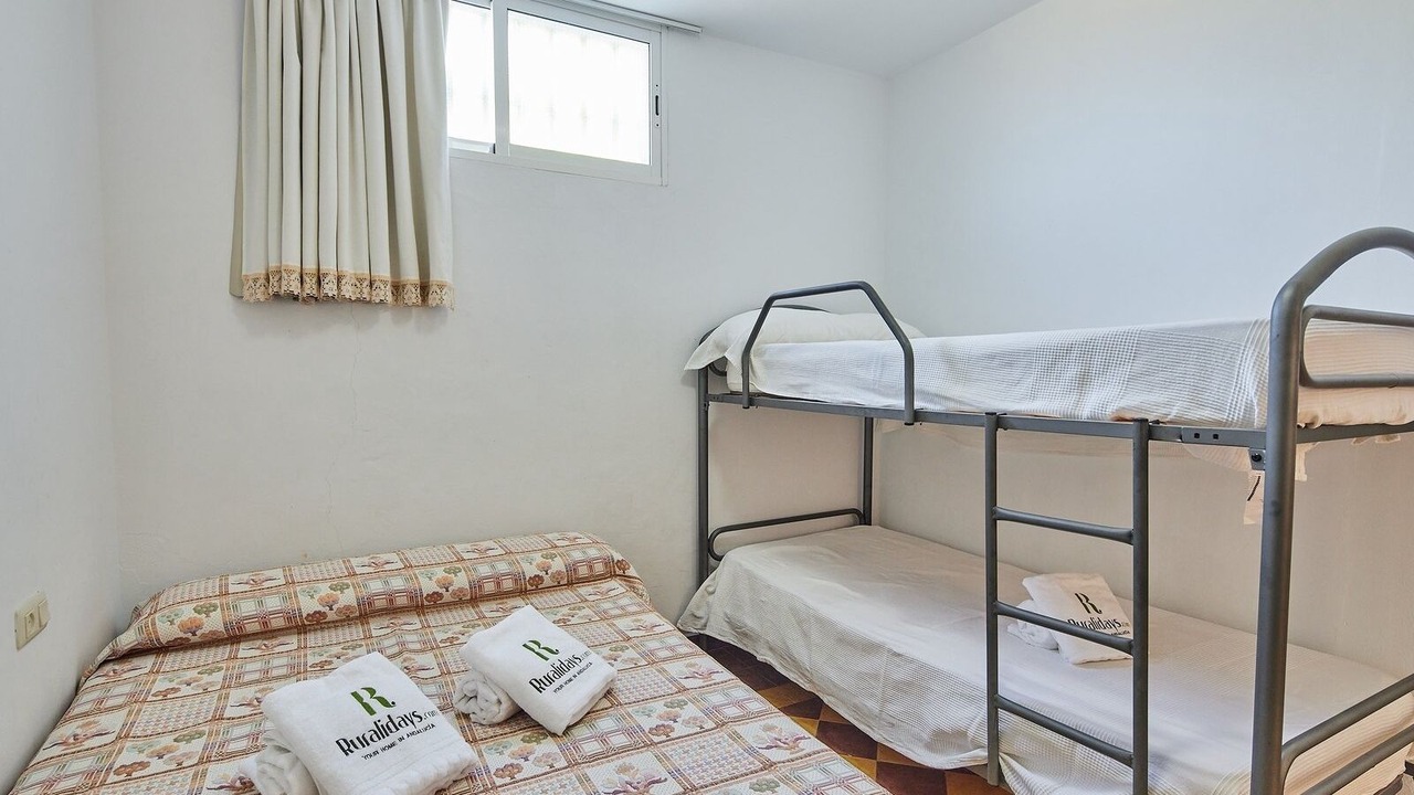 Photo of Bedroom in Olvera