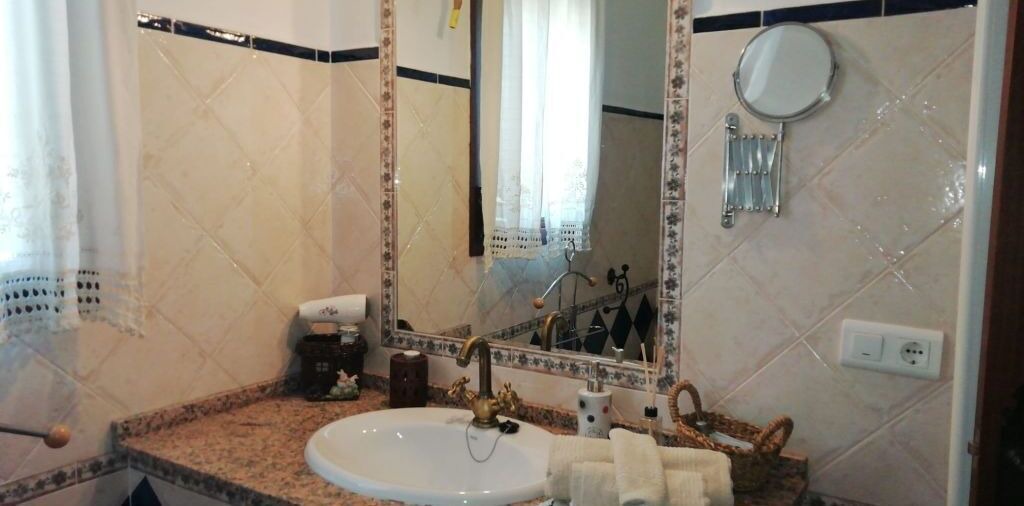 Photo of Bathroom in El Gastor