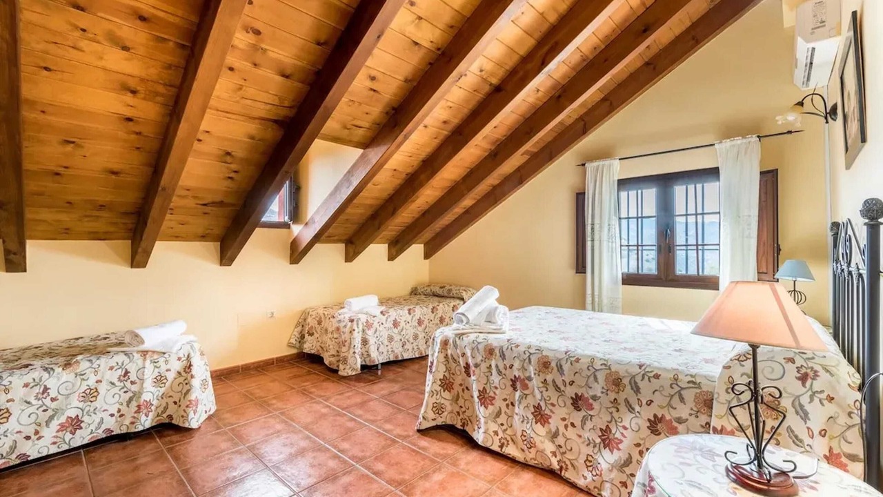 Photo of Bedroom in Almogia