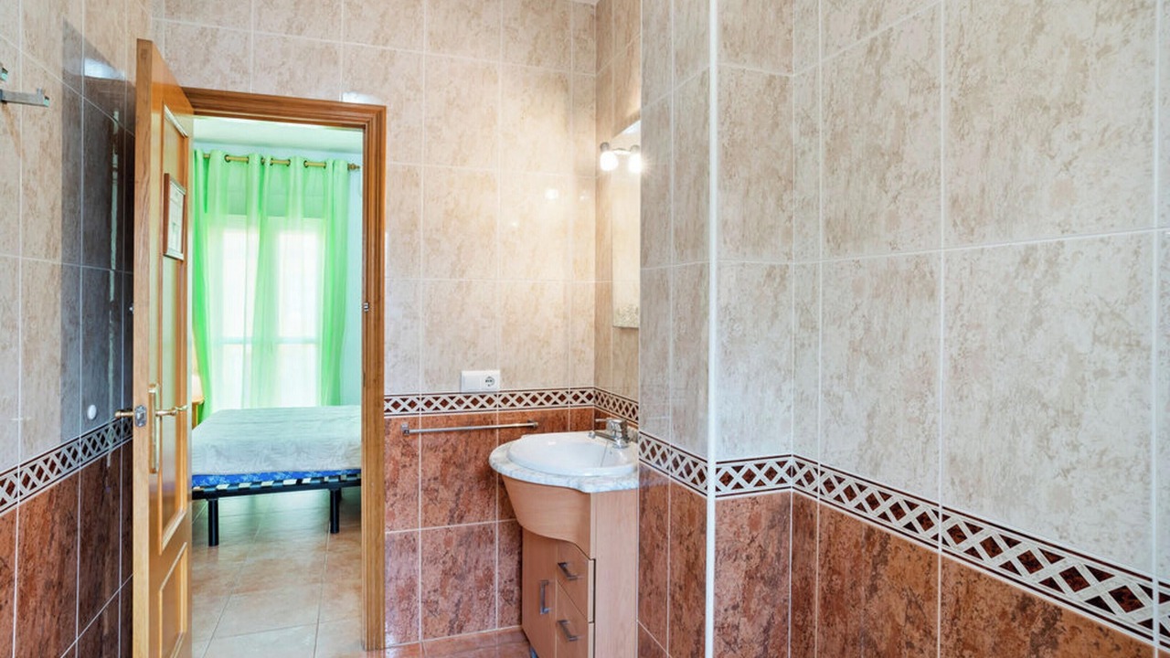 Photo of Bathroom in Lepe
