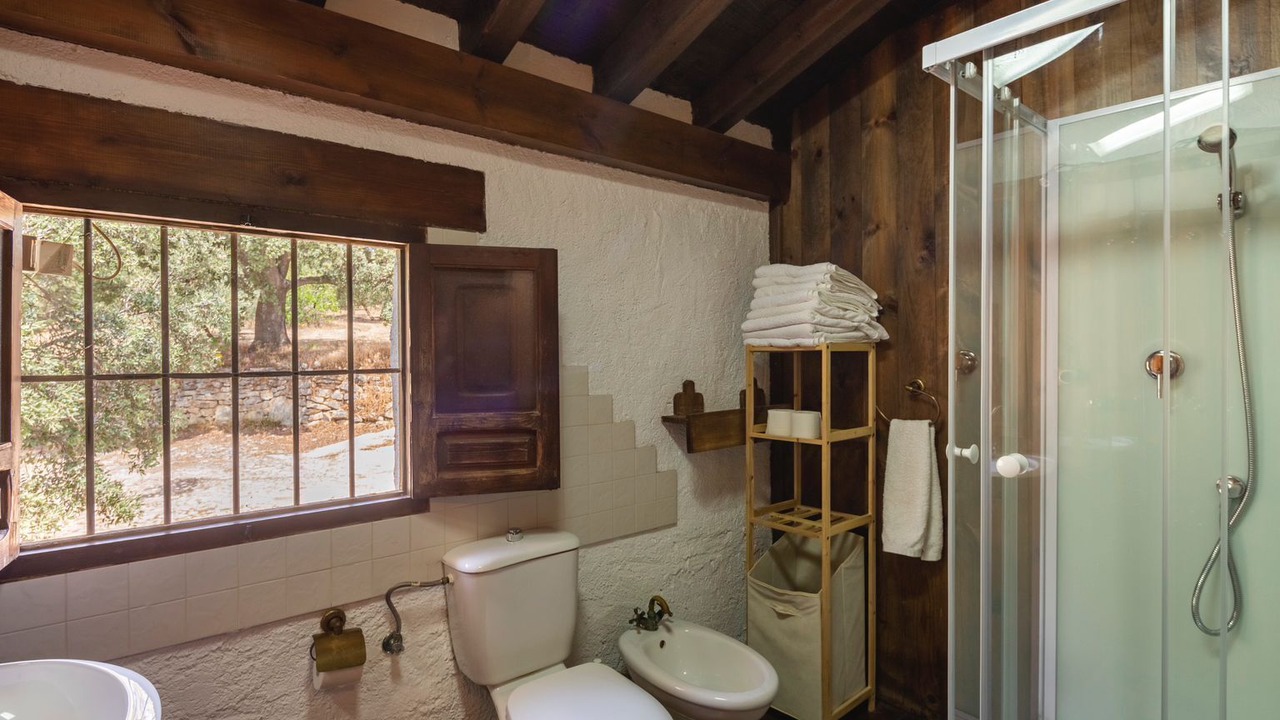 Photo of Bathroom in Serval