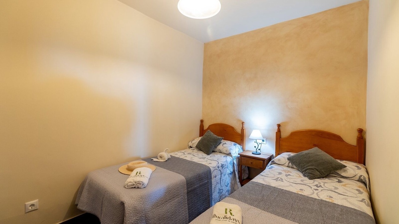 Photo of Bedroom in Algatocin