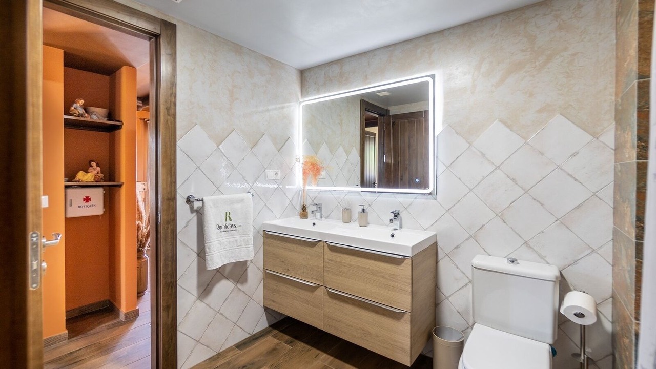 Photo of Bathroom in Algatocin