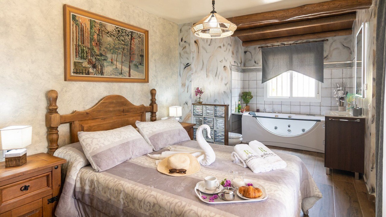 Photo of Bedroom in Algatocin