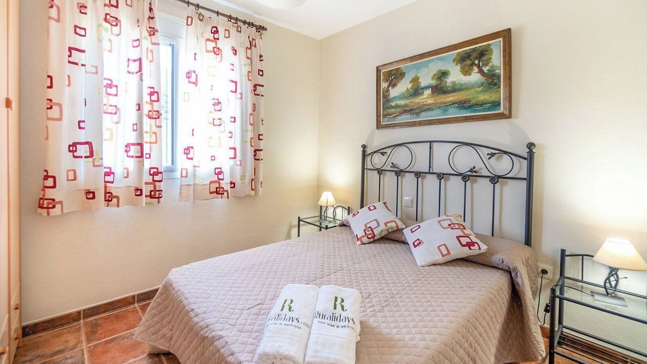 Photo of Bedroom in Algatocin