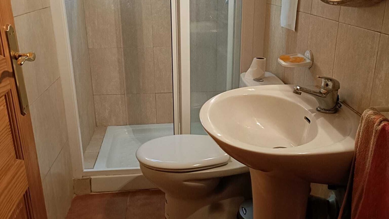 Photo of Bathroom in Paymogo
