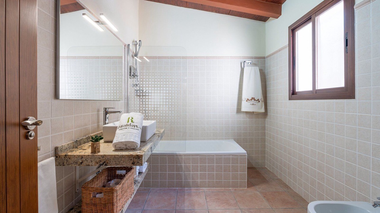 Photo of Bathroom in Riogordo