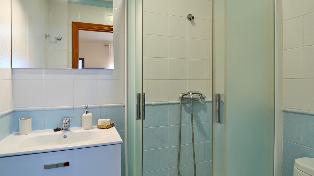 Photo of Bathroom in Rute