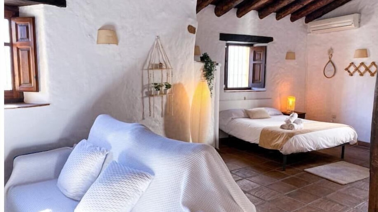 Photo of Bedroom in Benadalid